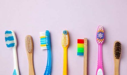 Rêver d'acheter une brosse à dents