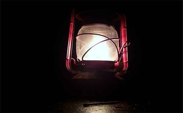 Pourquoi rêver de lanterne dans l'obscurité ?