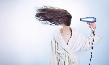 Pourquoi rêver de sèche-cheveux brûlant ?