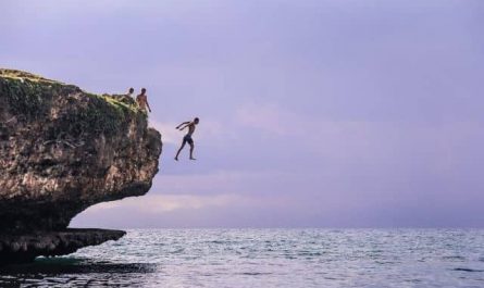 Pourquoi rêver de tomber d'une falaise ?