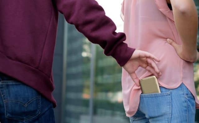 Pourquoi rêver de vol de téléphone portable ?