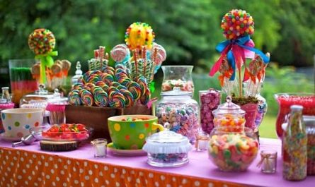 Pourquoi rêver d'une table pleine de sucreries ?