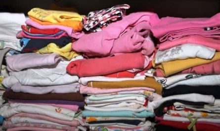 Pourquoi rêver de donner des vêtements ?