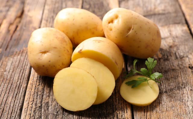 Pourquoi rêver de pommes de terre crues ?