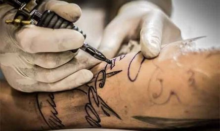 Pourquoi rêver de tatoueur ?