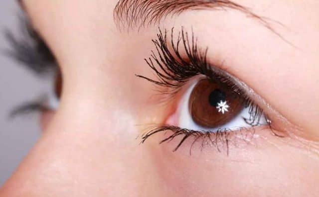 Pourquoi rêver de cils ?