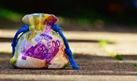 Pourquoi rêver de voler un sac avec de l'argent ?