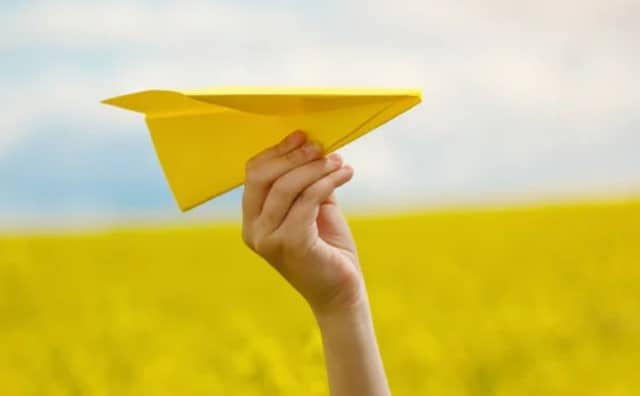 Pourquoi rêver d'un avion en papier ?