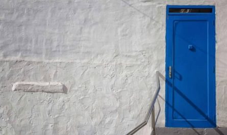 Pourquoi rêver de porte bleue ?