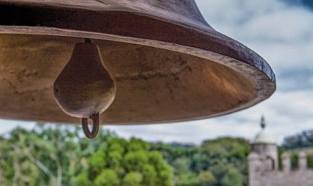 Pourquoi rêver du son d'un cloche ?
