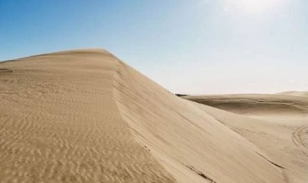 Pourquoi rêver d'une montagne de sable ?